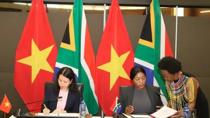 Vietnam, South Africa look to advance traditional friendship